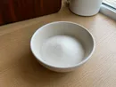 Granulated sugar for the coating